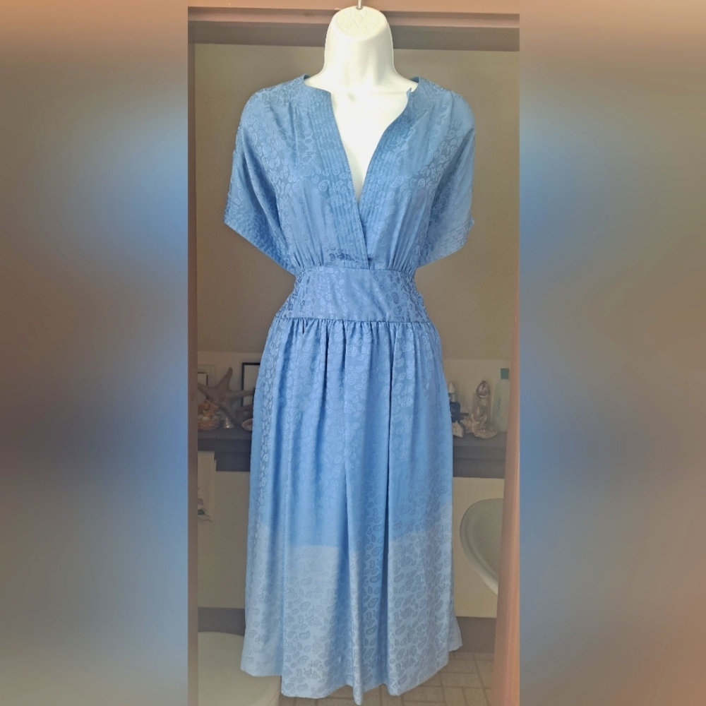 Vintage CASSIS Petites Metallic Sky Blue Paisley Maxi Dress Dolman Sleeves Silk